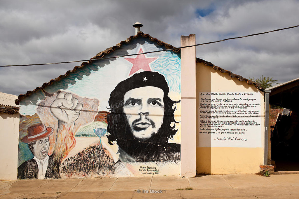 A painting dedicated to Ernesto "Che" Guevara on the Vallegrande hospital in Bolivia.